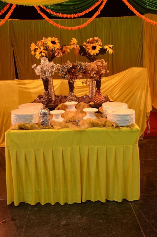 Arsh Residency Hotel *